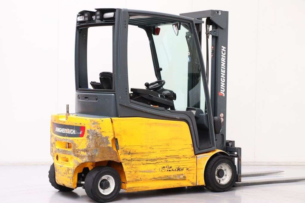 JUNGHEINRICH EFG320 vorkheftruck-photo