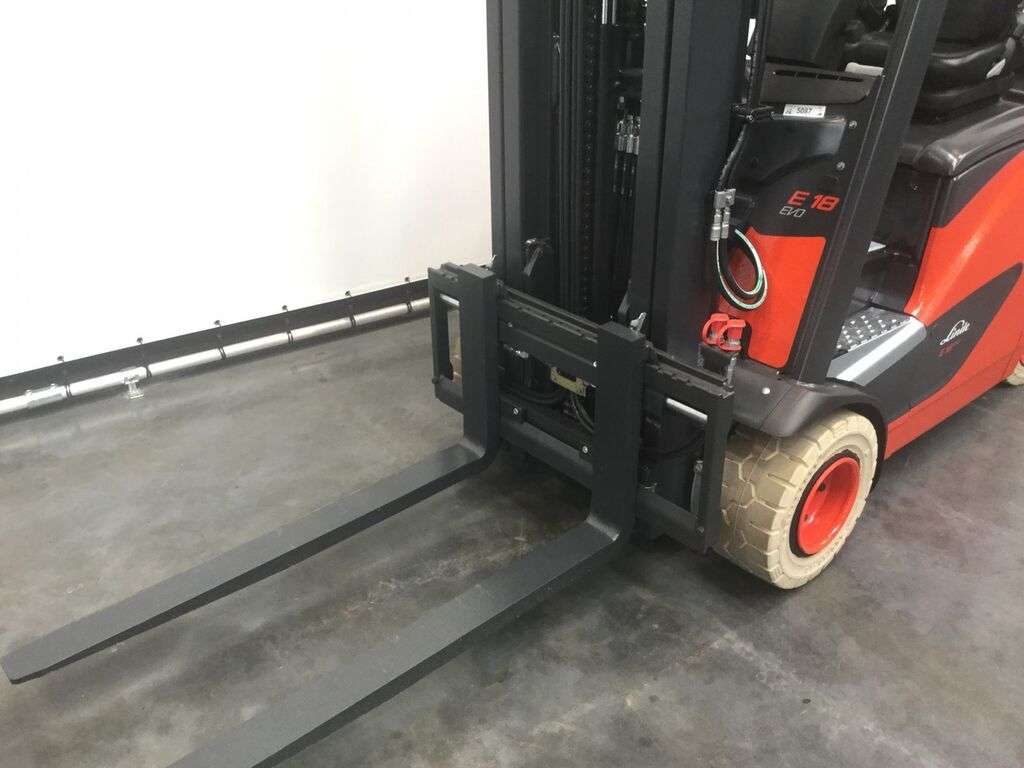 Nieuw LINDE E 18 PH-02 vorkheftruck-photo