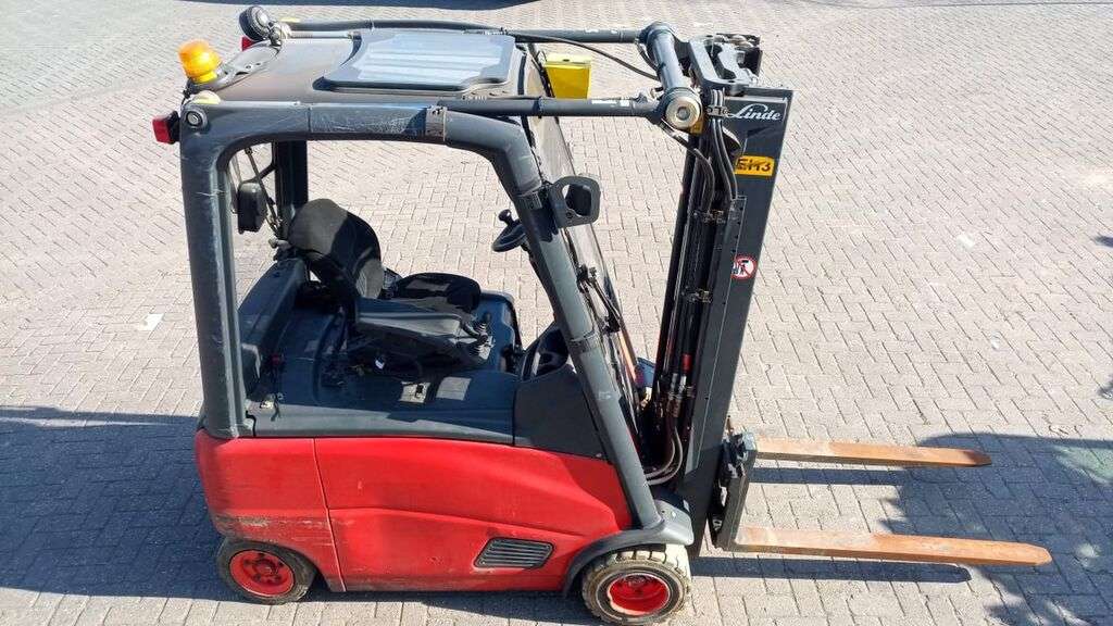 LINDE E20P vorkheftruck-photo